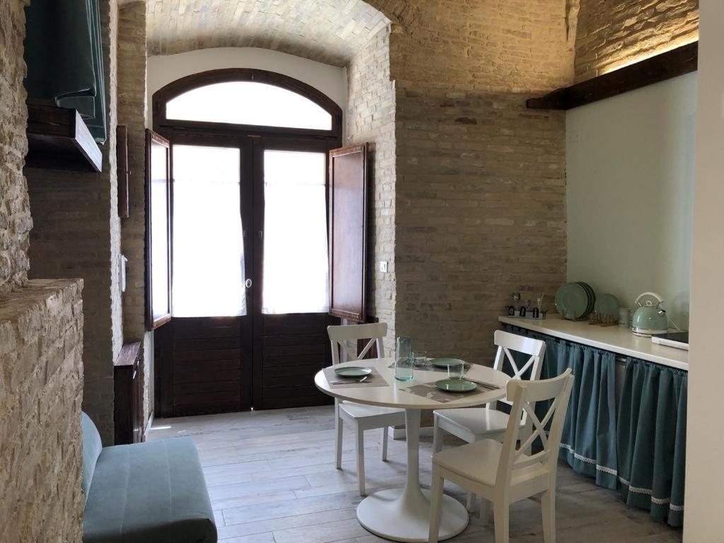 Ferienwohnung Le Volte Nel Borgo Termoli Exterior foto