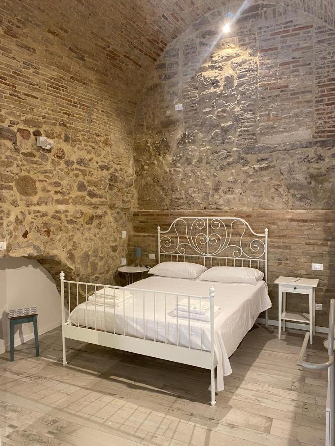 Ferienwohnung Le Volte Nel Borgo Termoli Exterior foto